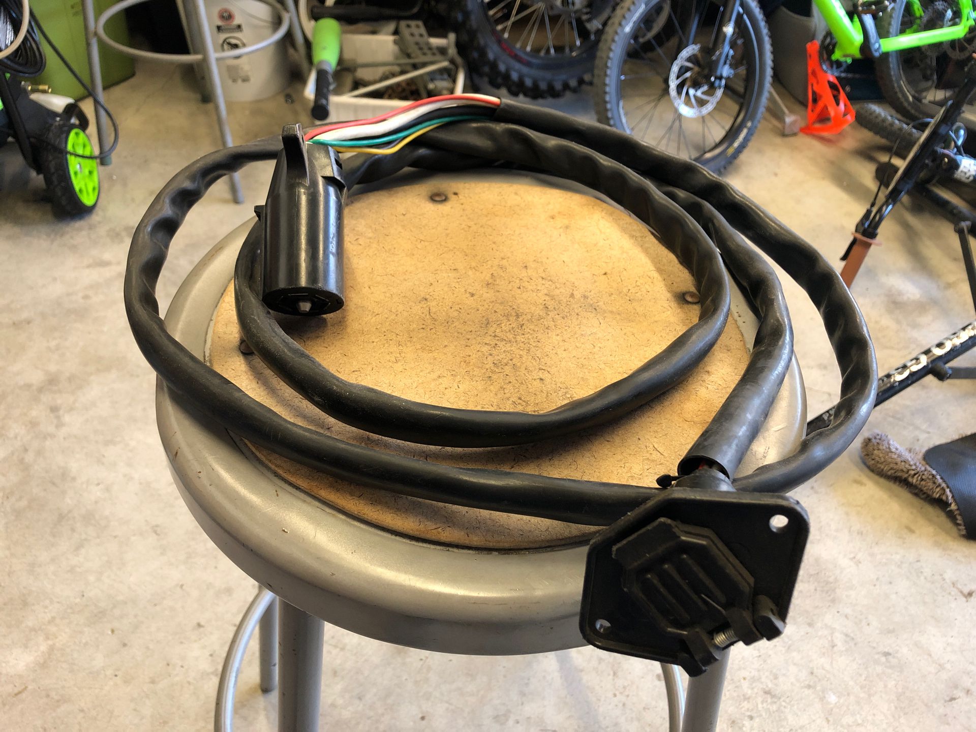 Camper trailer wire harness extension