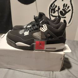 Jordan 4