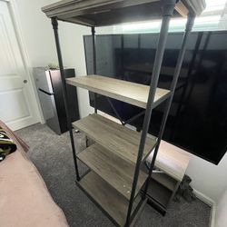 Bookshelf 