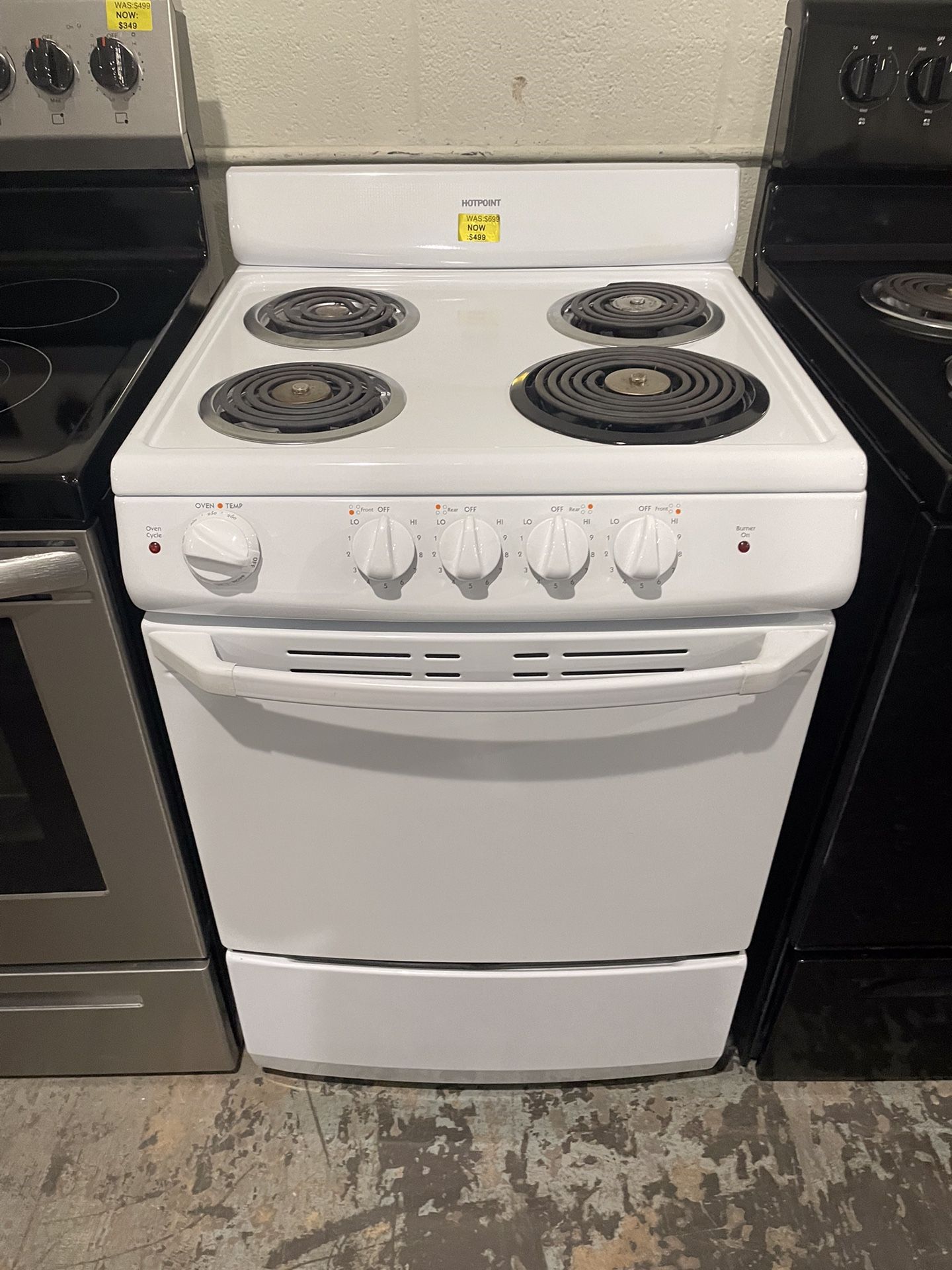 HotPoint Coil Top Stove 