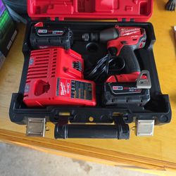 Milwaukee  3/8 Impact Wrench