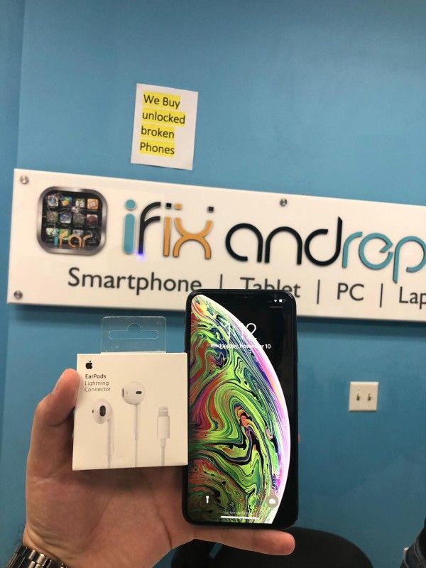 Unlocked Iphone , 64Gb