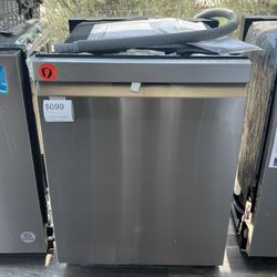 $699 LG Dishwasher 24” SMART Top Control, 1 Yr Warranty
