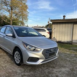 2019 Hyundai Accent