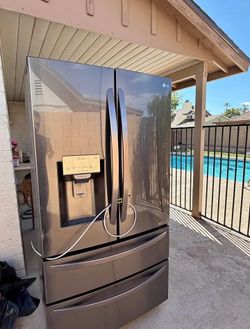LG Fridge/Freezer For Sale