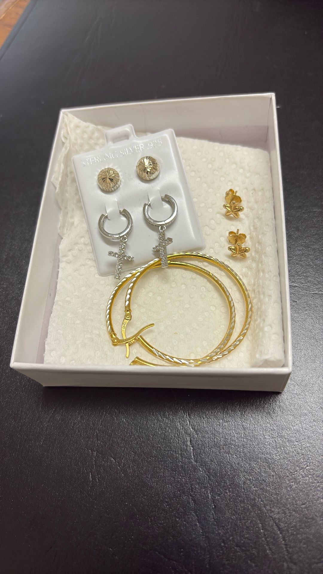 Genuine 925 Sterling Silver earrings π₯π₯π₯