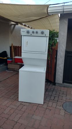 Stackable washer and gas dryer