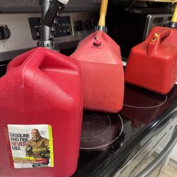 GAS CONTAINERS  GREAT FOR YOUR GAS STORAGE.
