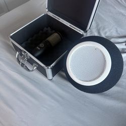 AKG Mic , Eyeball And 49 Key midi Keyboard 