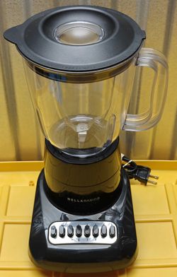 Bella Basics 10-Speed Blender 48 oz – Tested, Works