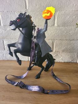 New 2026 Disneyland Halloween Headless Horseman Popcorn Bucket lights up!