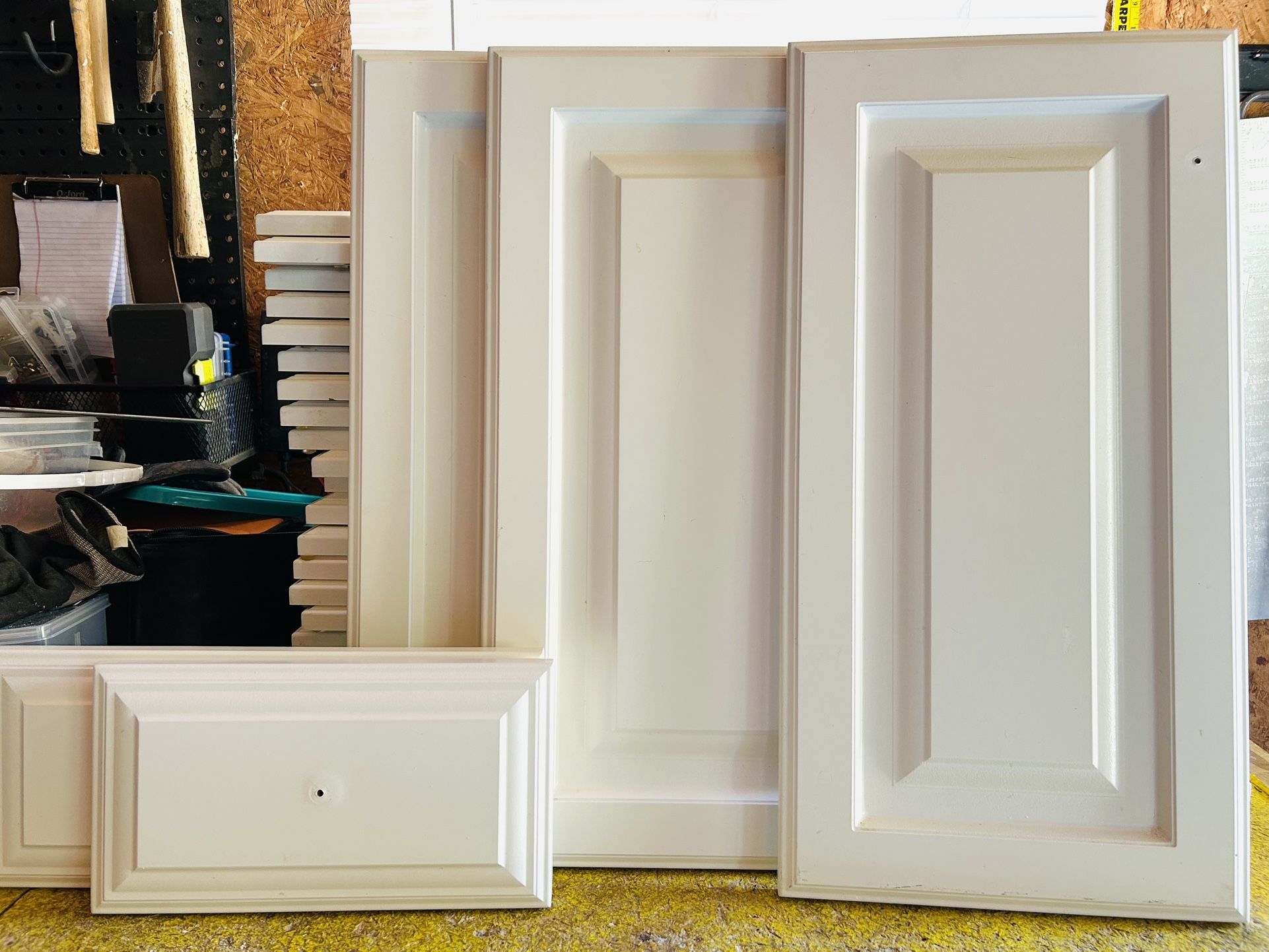 Cabinet Doors, Drawer Covers & Hinges