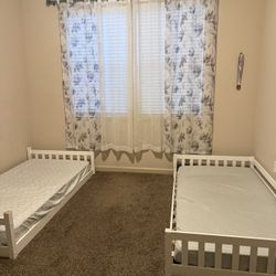 Twin Bed Set