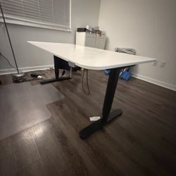 White Electric Standing Desk