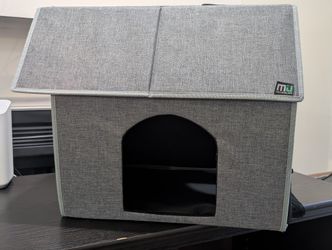Pet House & Litter Box