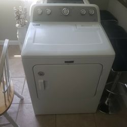 Maytag Washer And Dryer Set