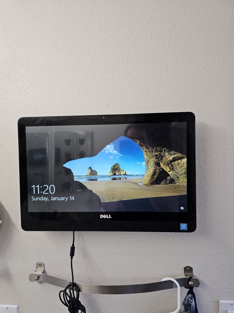 Dell Touchscreen Wallmounted Computer