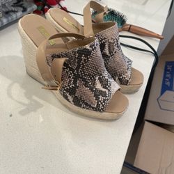 Snake Print Open Toe Wedge Heels Size 8.5 