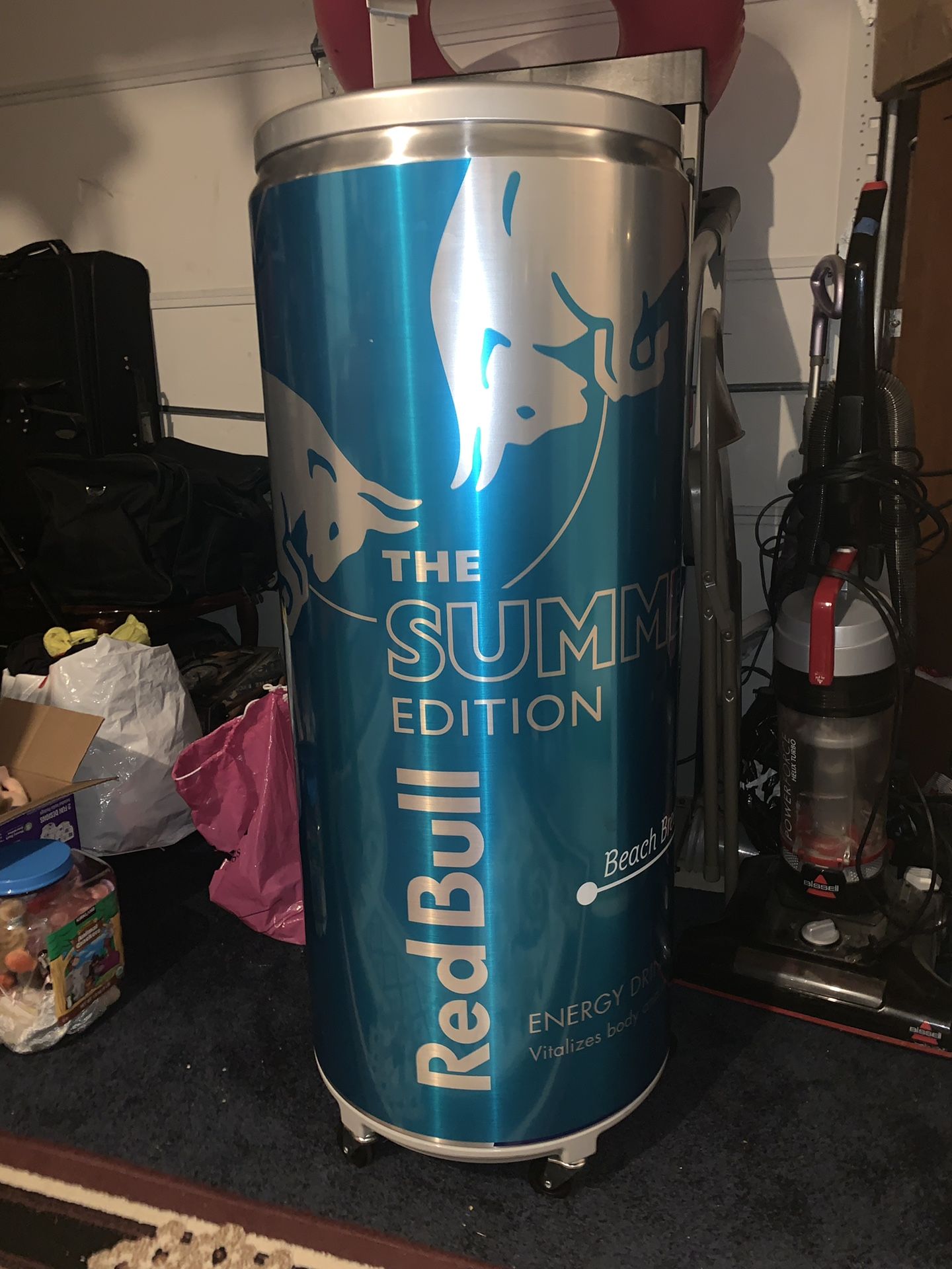 Red Bull electric round barrel cooler