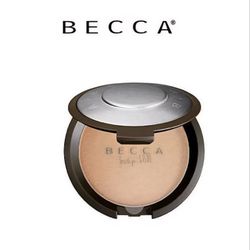NEW IN BOX Becca x Jaclyn Hill Champagne Pop Shimmering Skin Perfector Highlighter ORIGINAL FORMULA