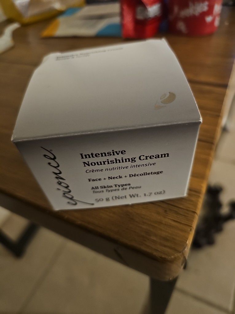 "Epionce" Intensive Nourishing Cream