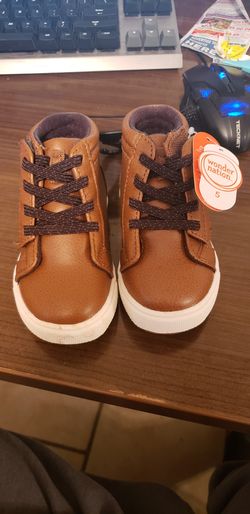 Toddler size 5 boots