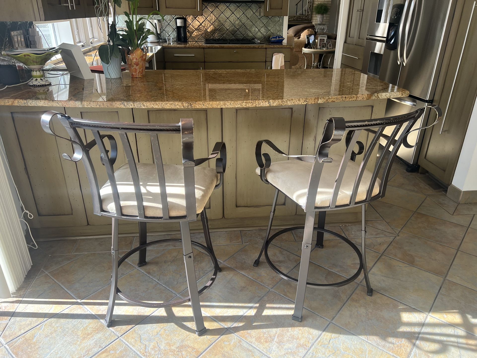 Metal Swivel Barstool