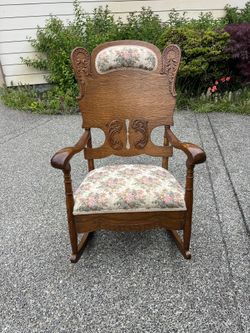 Gorgeous, antique rocking chair, oak restored