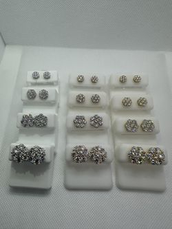 ALL SIZE COLORS & SIZES OF FLOWER EARRINGS!! MOISSANITE💎
