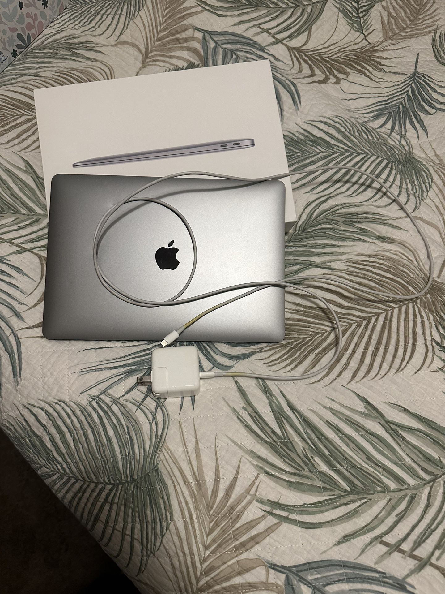 MacBook Air Retina 13-inch 2020