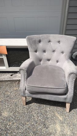 Accent chair