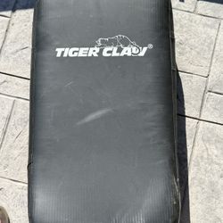Tiger Claw Kick Shield For Martial Arts 
