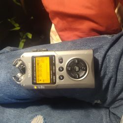 Tascam DR-40