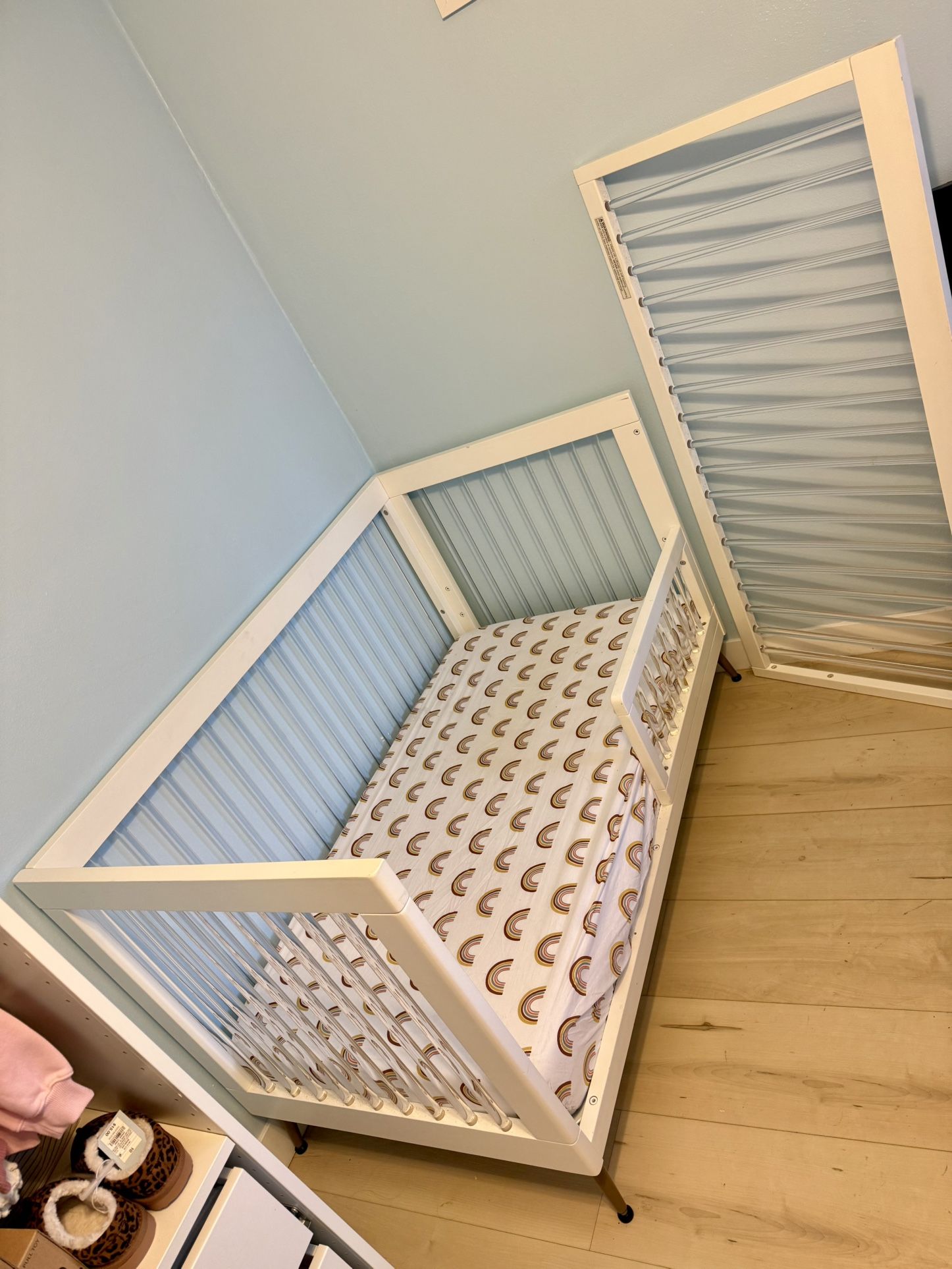 Delta 4 In 1 Crib