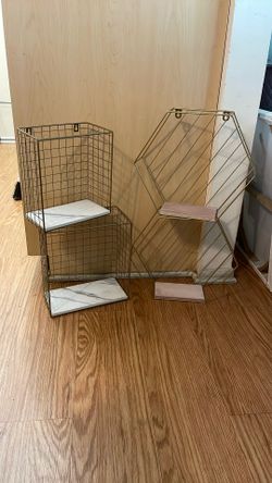 Decorative Shelf’s