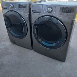 Lg Washer And Gas Dryer Set 