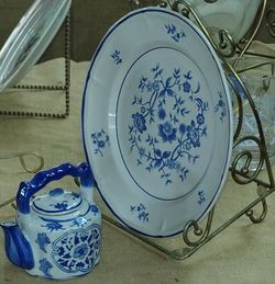 Beautiful vintage cobalt blue and white plate and teapot