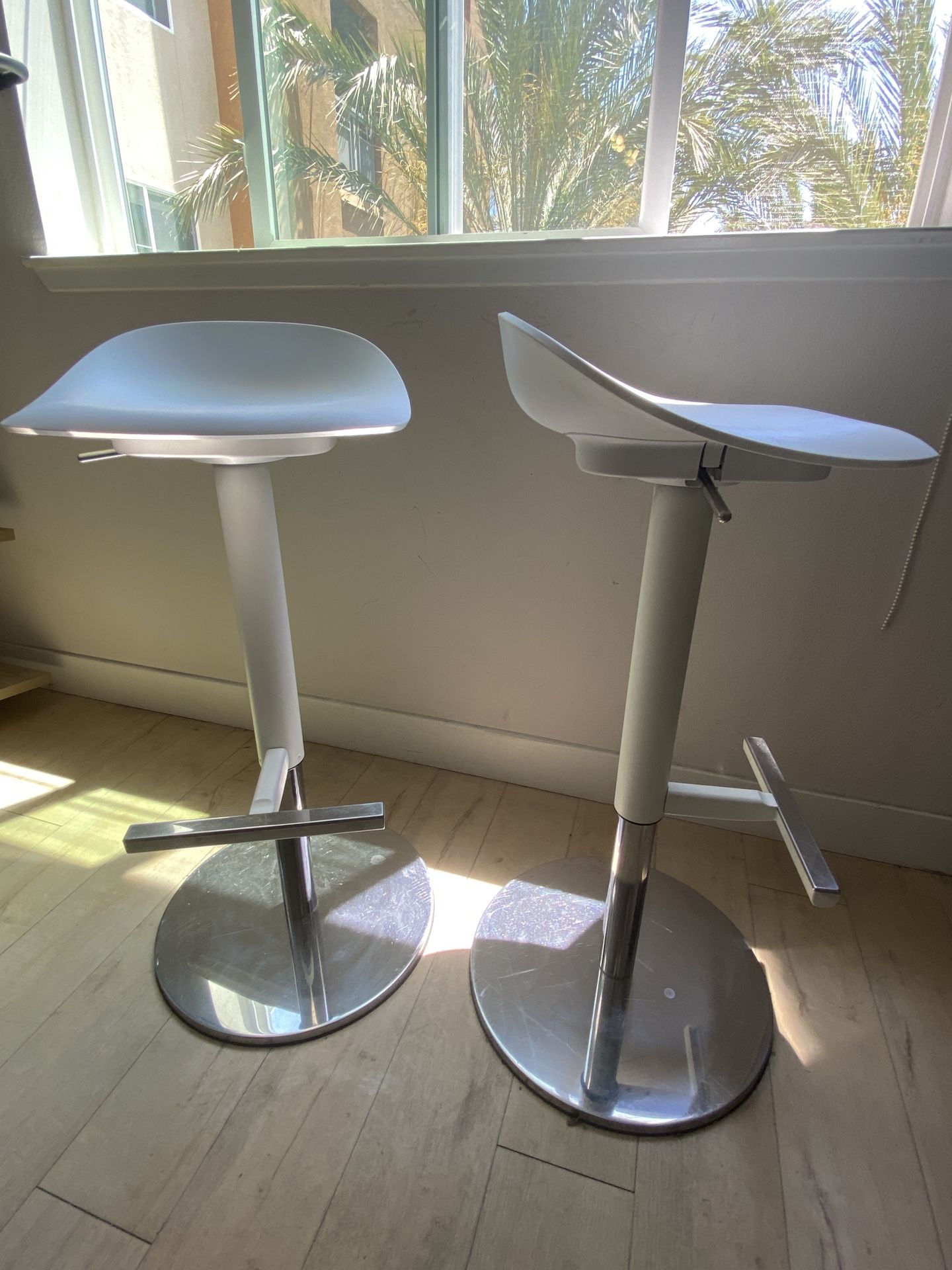 Modern White Adjustable Bar Stools (Set of 2) – Moving Sale