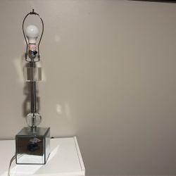 Lamp With Mirror Stand $10