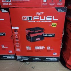 MILWAUKEE M18 FUEL PACKOUT WET/DRY VACUUM 