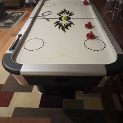 Air Hockey 