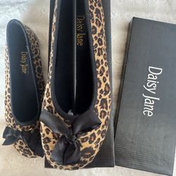 Leopard Flats