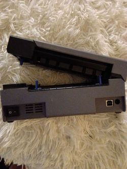 ROLLO label printer 50$ OBO I want to get rid of this thing. Cleaning up my storage unit make me an offer please