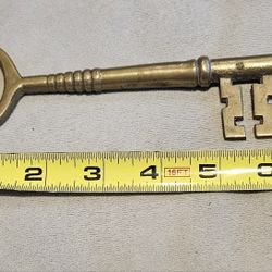 Vintage Solid Brass Skeleton Key Bottle Opener 7 In. 