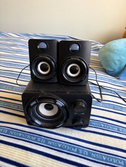 Bugha Five Below Speakers
