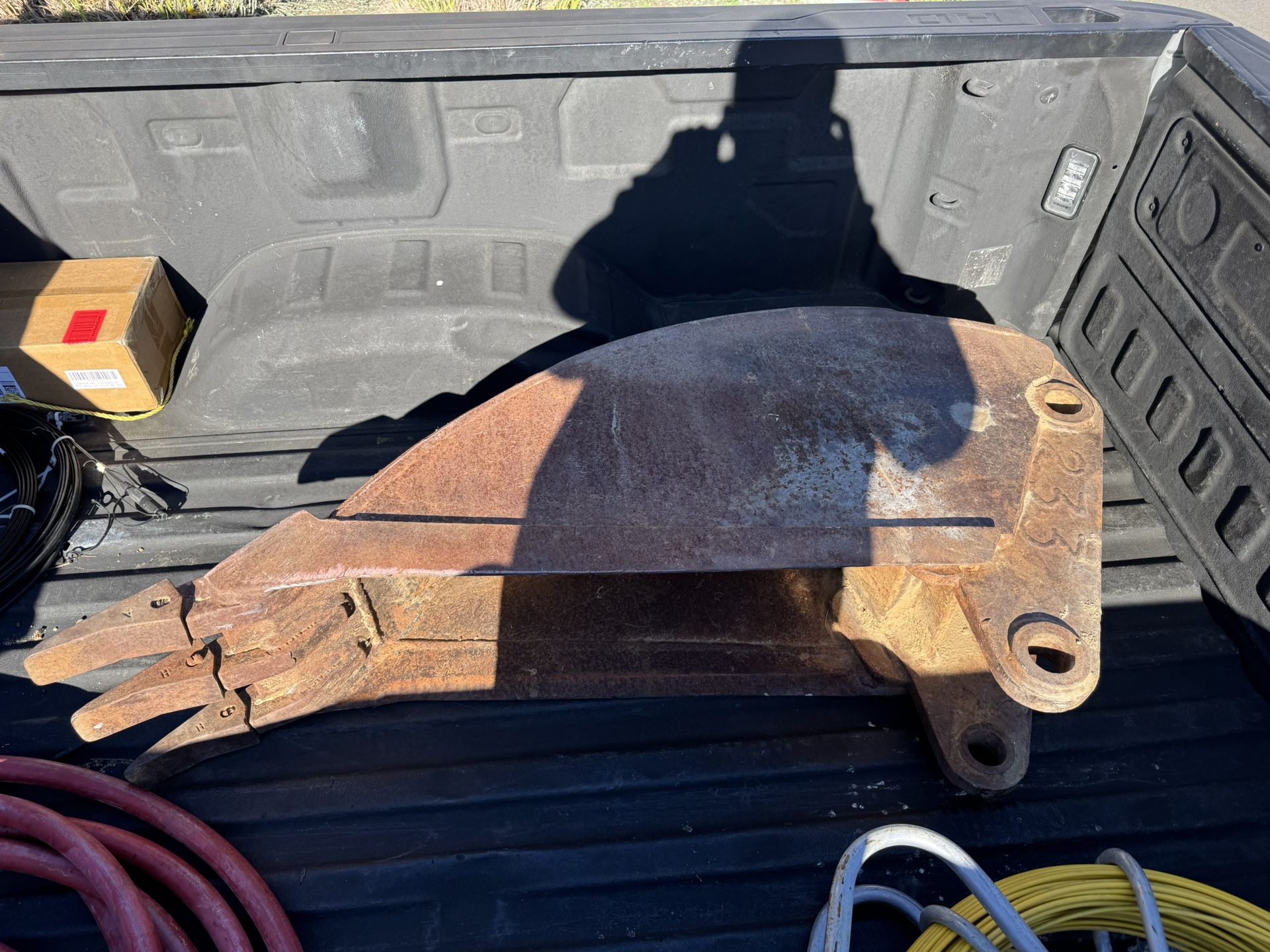 10 Inch Bucket For Backhoe / Excavator