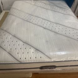 Set Queen Sizes Mattress  And Box Spring 