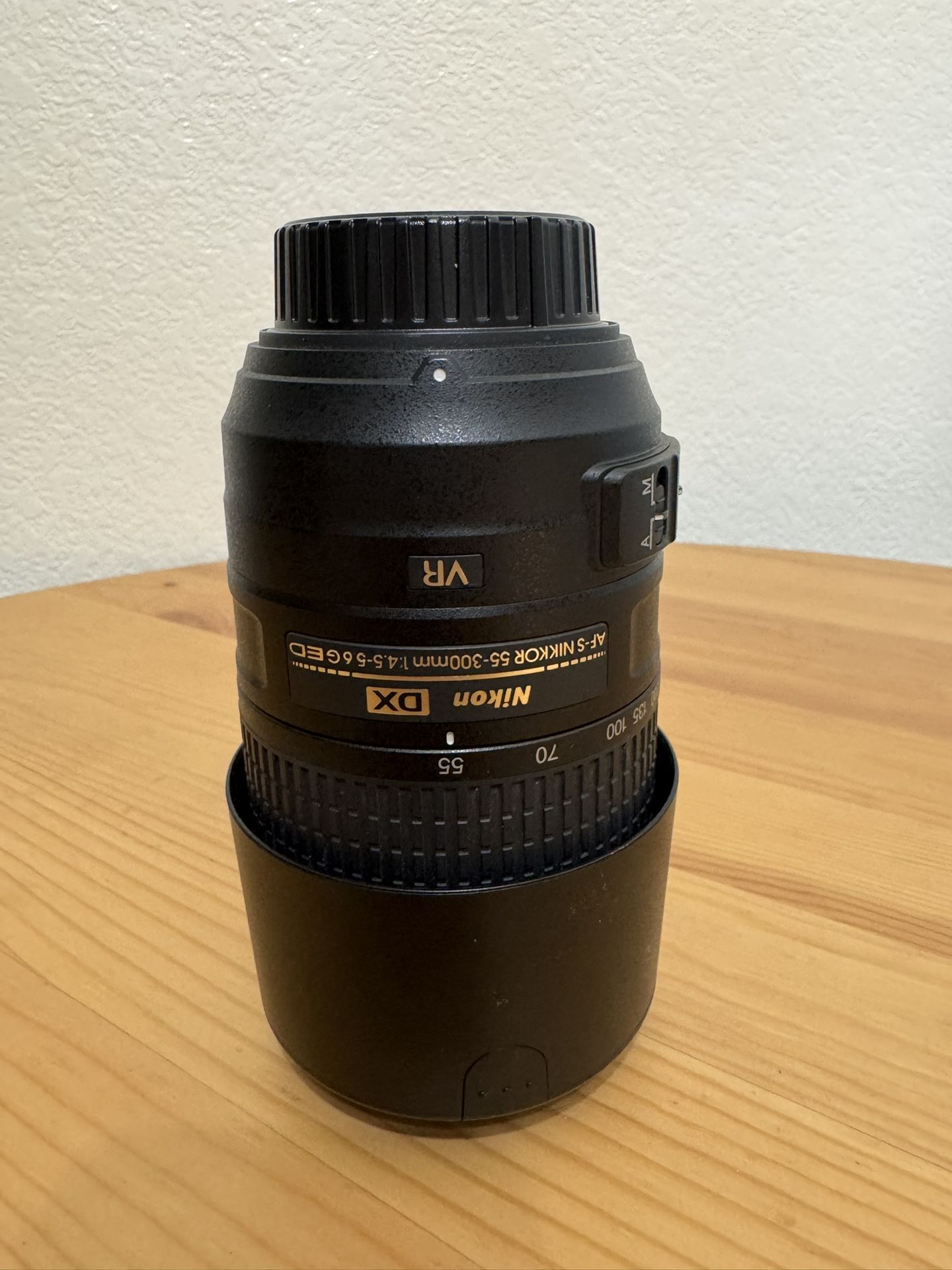 Nikon 55-300mm Zoom Lens With UV Filter