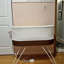 Snoo Smart Sleeper Bassinet
