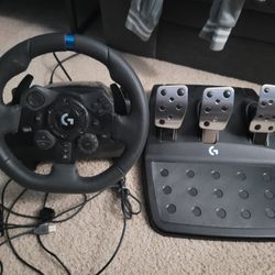 Logitech G923 Wheel And Pedals